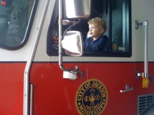 246956_10150598925790015_653695014_18591315_3285018_n